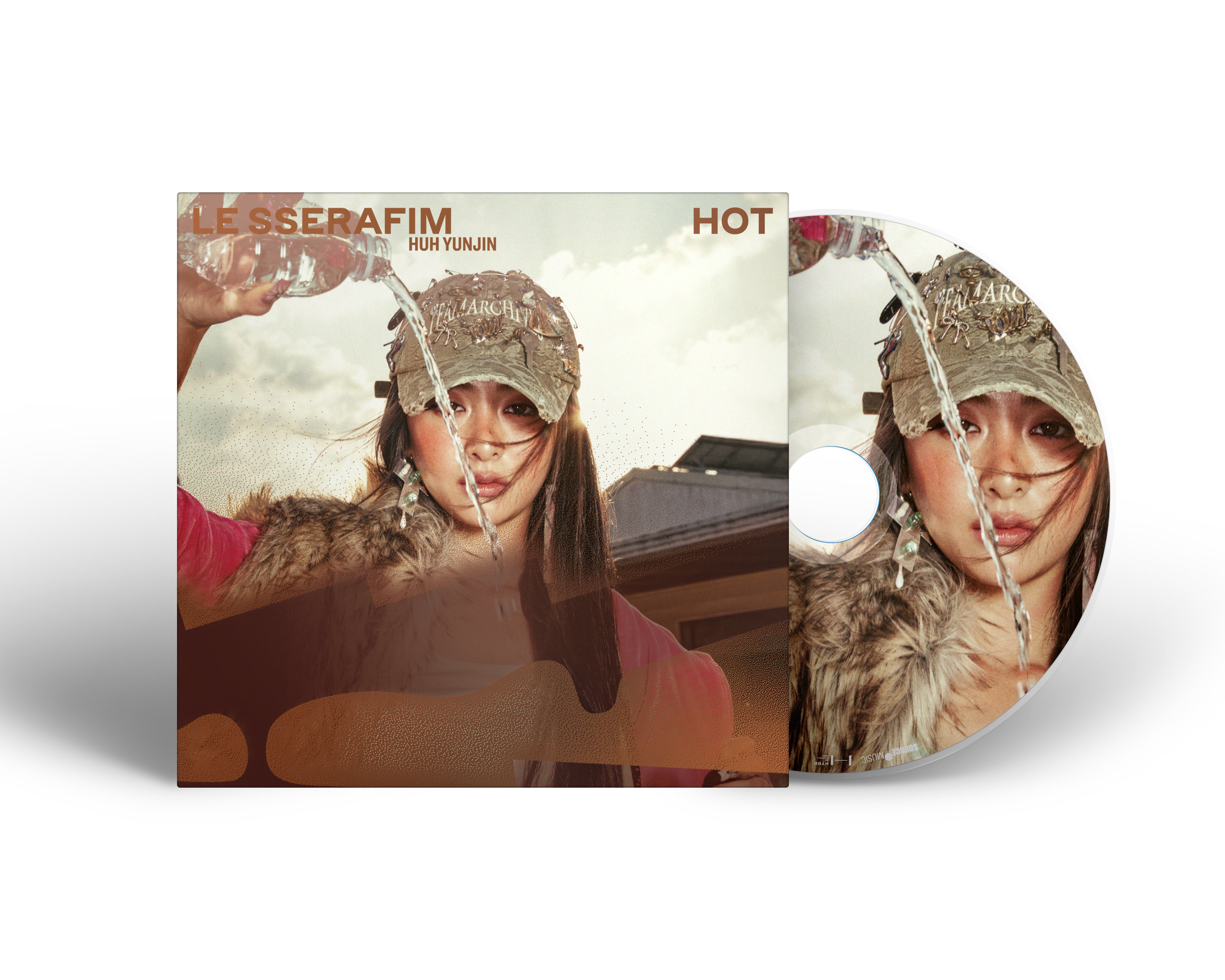 5th Mini Album ‘HOT’ Single CD (HUH YUNJIN ver.)